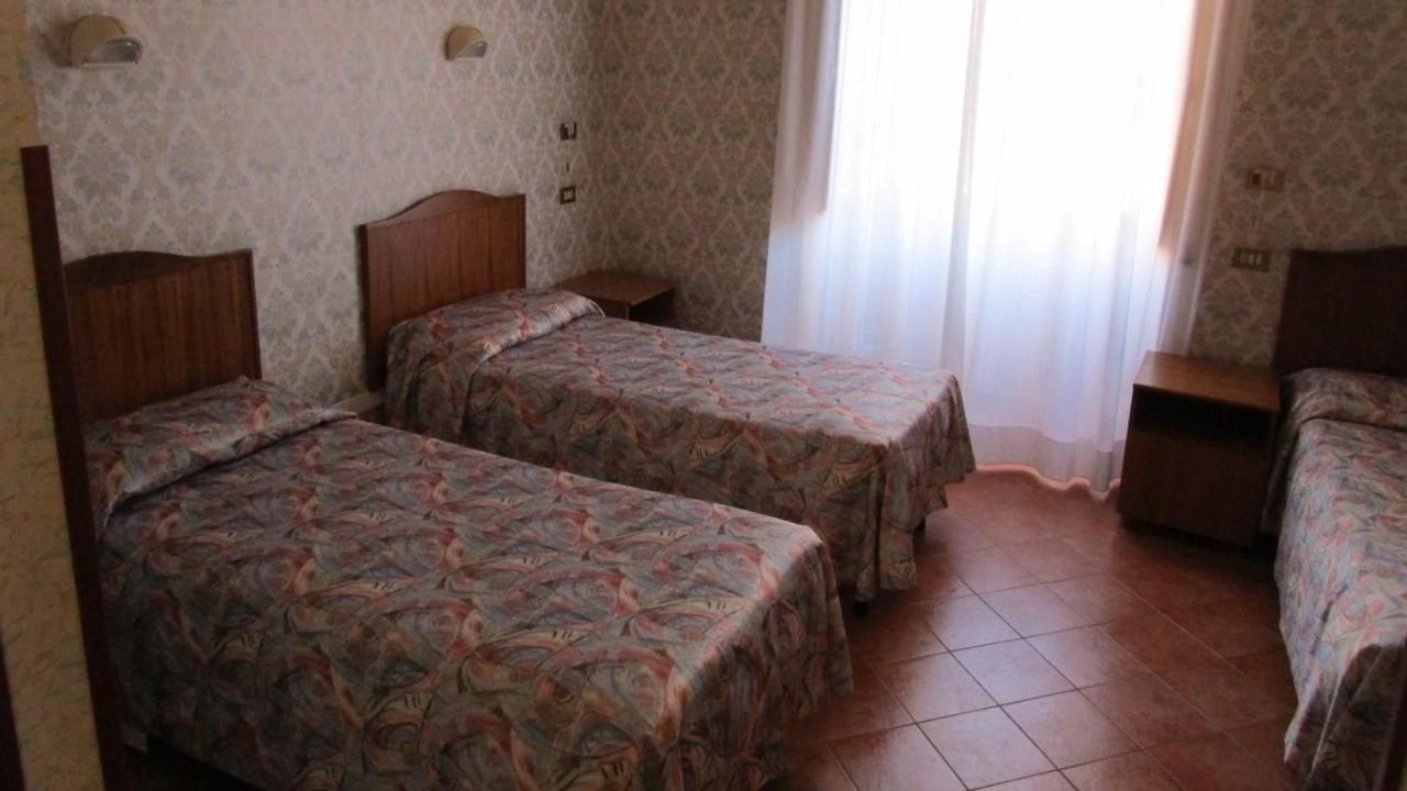 Bed and Breakfast Casa S. Giuseppe Di Cluny Рим Экстерьер фото