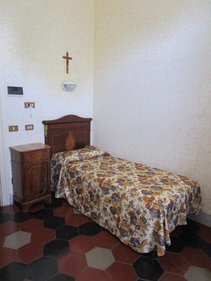 Bed and Breakfast Casa S. Giuseppe Di Cluny Рим Экстерьер фото